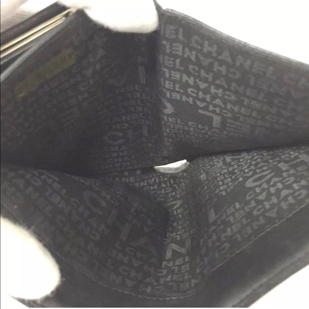 100% authentic Chanel wallet- SOLD - Picture 6 of 6